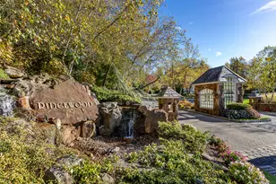 175 Ridgewood Dr, Middlebury, CT 06762 - Photo 1