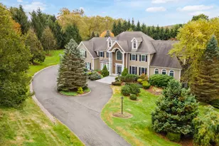 4 Wentworth Dr, Newtown, CT 06470 - Photo 1