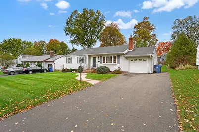 29 Sunnyside Road, Newington, CT 06111 - Photo 1