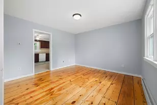 11 Glenwood Park S, New London, CT 06320 - Photo 10