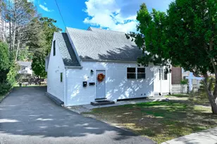 33 Elm Tree Pl, Stamford, CT 06906 - Photo 1