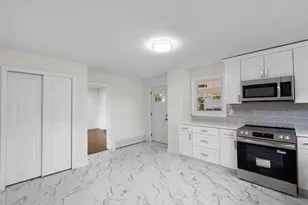 65 Bristol St, Southington, CT 06489 - Photo 10