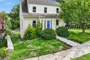 52 Penzance Rd, Stamford, CT 06902 - Photo 1