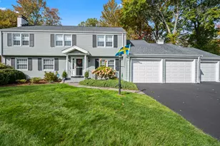 186 Hunter Dr, West Hartford, CT 06107 - Photo 1