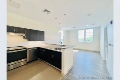 215 Stillwater Avenue #416, Stamford, CT 06902 - Photo 1