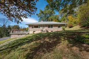 10 Jeanette Rd, Danbury, CT 06811 - Photo 1