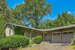 10 Mallory Hill Rd, Ridgefield, CT 06877 - Photo 1