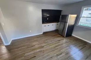 1610 Iranistan Ave, Bridgeport, CT 06604 - Photo 1