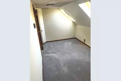 470 New Britain Road #B, Berlin, CT 06037 - Photo 4