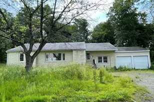 30 Ann Pl, Meriden, CT 06450 - Photo 1