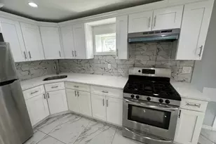 48 Prest St, New London, CT 06320 - Photo 1