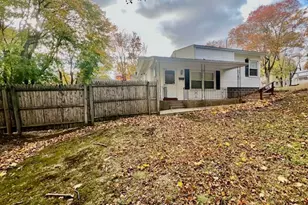 136 Rock Creek Rd, New Haven, CT 06515 - Photo 1