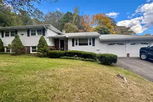 30 Mountain Rd, Danbury, CT 06810 - Photo 1