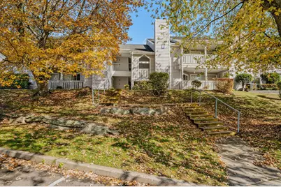 33 Crown Knoll Court #64, Groton, CT 06340 - Photo 1