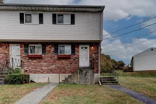 104 Woodland Dr, Montville, CT 06382 - Photo 1