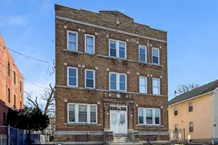 142 Clark St, Hartford, CT 06120 - Photo 1