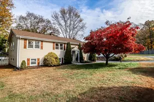 2 Caldwell Dr, New Milford, CT 06776 - Photo 1