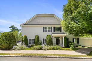 90 Park Pl Cir, West Hartford, CT 06110 - Photo 1