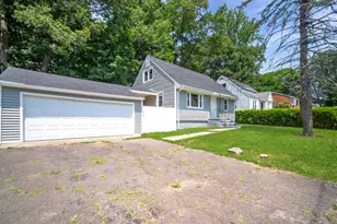 112 Pitt St, Bridgeport, CT 06606 - Photo 1