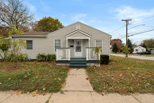 135 Midway Oval, Groton, CT 06340 - Photo 1