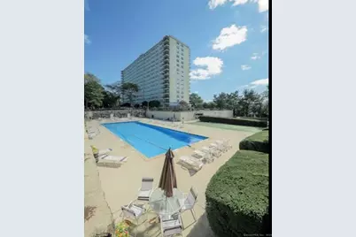 2625 Park Avenue #14D, Bridgeport, CT 06604 - Photo 1