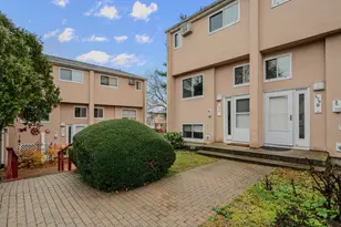 576 Shennecossett Rd, Groton, CT 06340 - Photo 1