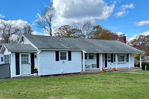 91 Parklawn Dr, Waterbury, CT 06708 - Photo 1