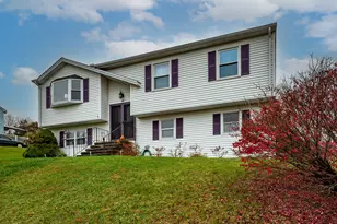 52 Cimarron Rd, Middletown, CT 06457 - Photo 1