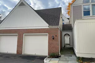 8 Sedgwick Village Ln, Darien, CT 06820 - Photo 1