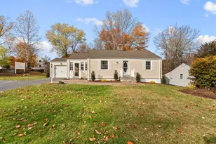 133 Wells Farm Dr, Wethersfield, CT 06109 - Photo 1