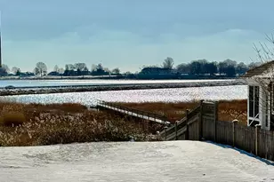 21 Fenwick St, Old Saybrook, CT 06475 - Photo 1