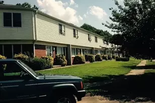 649 Newhall St, Hamden, CT 06517 - Photo 1