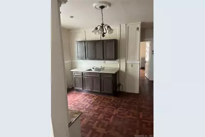 50 Carleton Avenue #1R, Bridgeport, CT 06604 - Photo 1