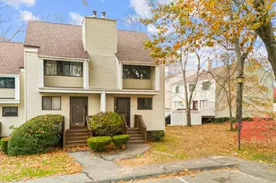 42 Spice Hill Dr, Wallingford, CT 06492 - Photo 1