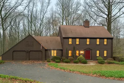 18 Carriage Drive, Oxford, CT 06478 - Photo 1