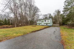 13 Beechwood Blvd, Plainfield, CT 06374 - Photo 1