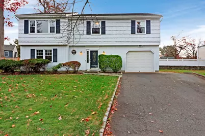 30 Honeysuckle Drive, Norwalk, CT 06851 - Photo 1