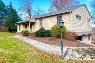 524 Saybrook Rd, Haddam, CT 06438 - Photo 1