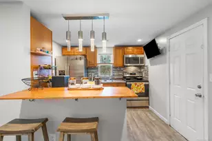 684 Main St, Plymouth, CT 06782 - Photo 1