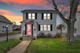 49 High St, Wallingford, CT 06492 - Photo 1