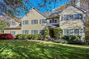 77 Fox Glen Dr, Stamford, CT 06903 - Photo 1