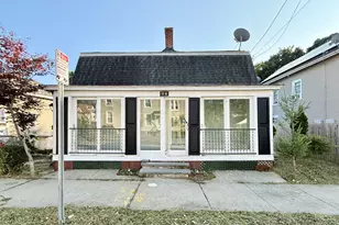 94 Blackhall St, New London, CT 06320 - Photo 1