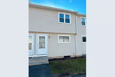 1081 New Haven Road #APT 4B, Naugatuck, CT 06770 - Photo 1