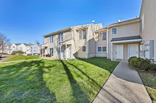 92 Hamden Ave, Waterbury, CT 06704 - Photo 1