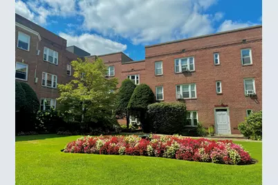 70 Strawberry Hill Avenue #APT 3-2A, Stamford, CT 06902 - Photo 1