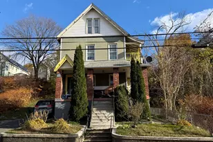 36 Vine St, Waterbury, CT 06704 - Photo 1