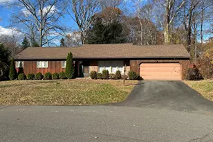 96 Round Hill Rd, Naugatuck, CT 06770 - Photo 1