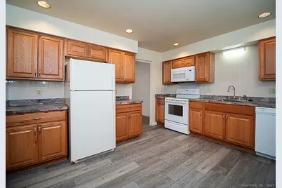 3989 Park Avenue #3989, Fairfield, CT 06825 - Photo 1