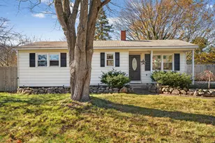 5 Robin Ln, Clinton, CT 06413 - Photo 1