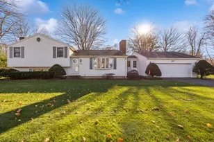 196 Fitch St, North Haven, CT 06473 - Photo 1